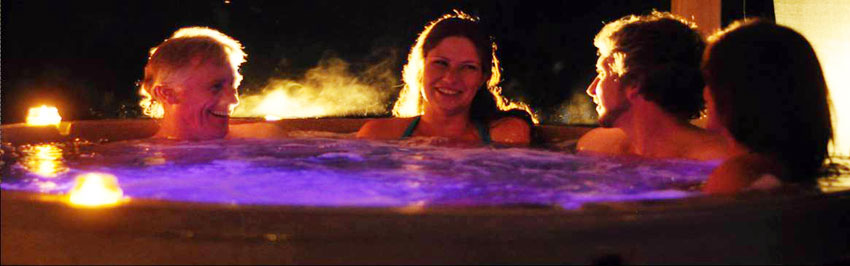 in tub with candlles jpg image